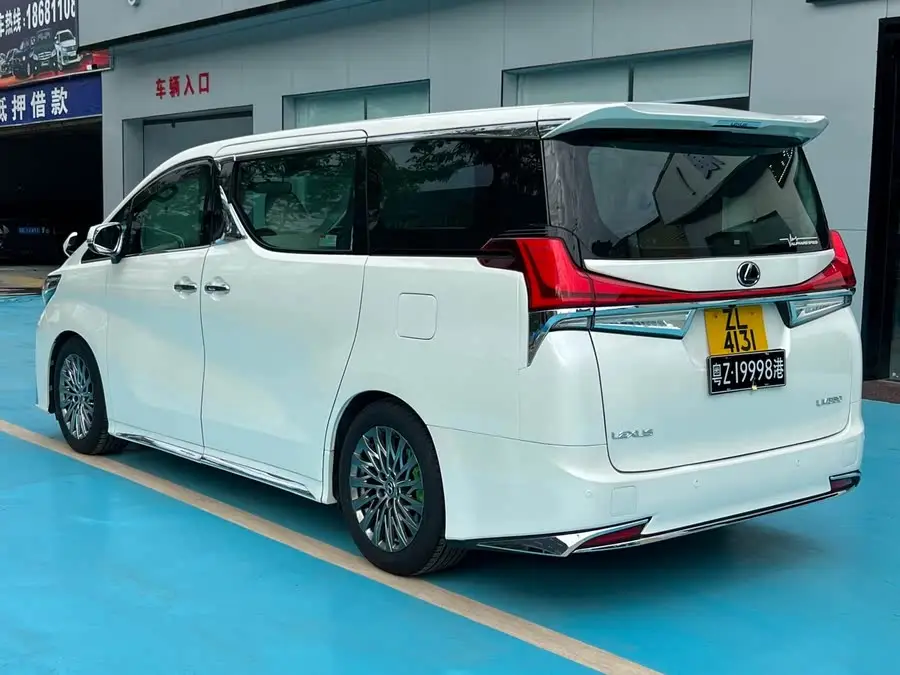 ألفارد 2015 3.5L الفاخرة