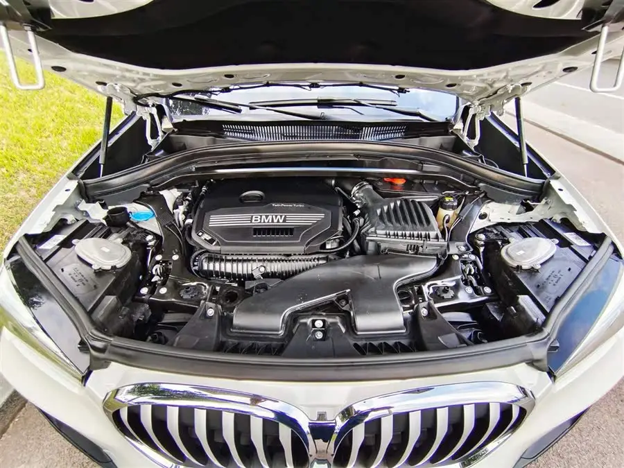 BMW X1 2021 sDrive25Li Leading Edition