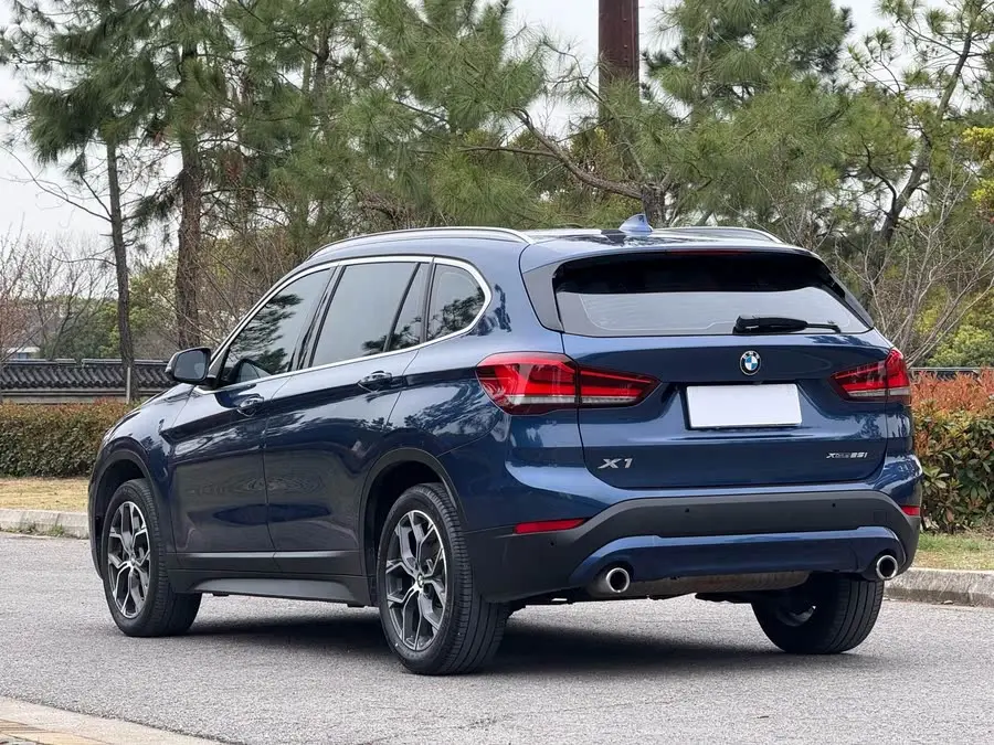 بي إم دبليو X1 2021 sDrive25Li نسخة متقدمة