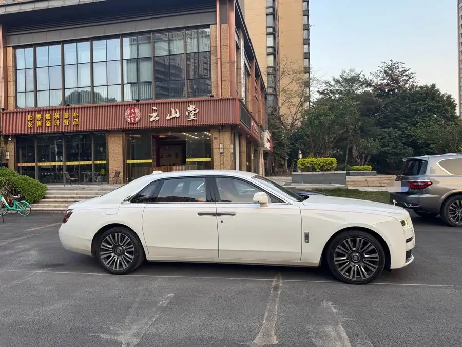 غوست 2021 إصدار 6.7T ذو قاعدة العجلات الطويلة