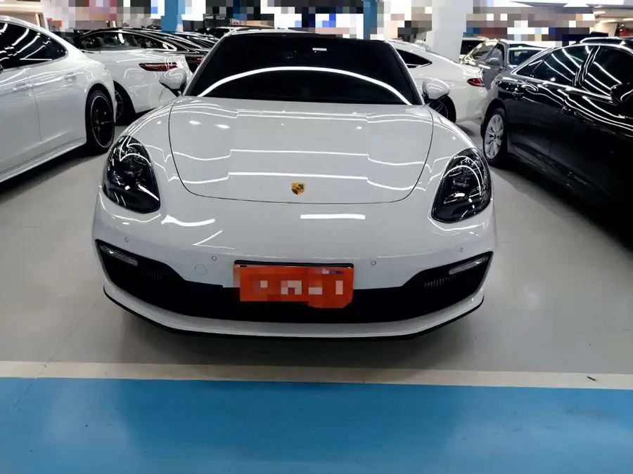 2023 Porsche Panamera 2.9T Platinum Edition