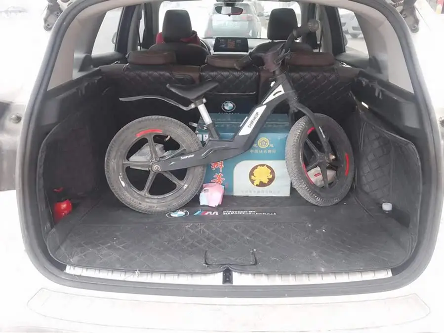 BMW X1 2020 sDrive25Li Leading Edition