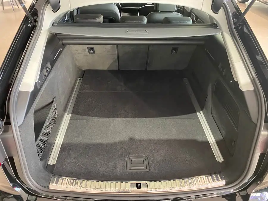 Audi A6 (Import) 2024 allroad quattro 55 TFSI Premium Off-road Model