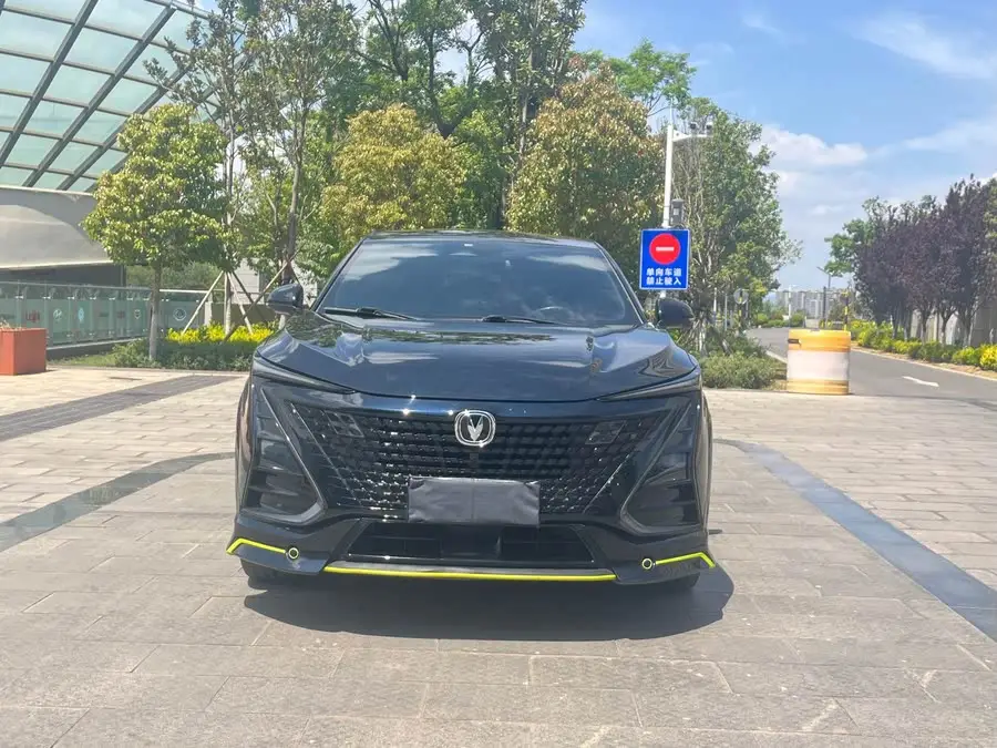 شانجان UNI-T 2021 1.5T نسخة رياضية رائدة