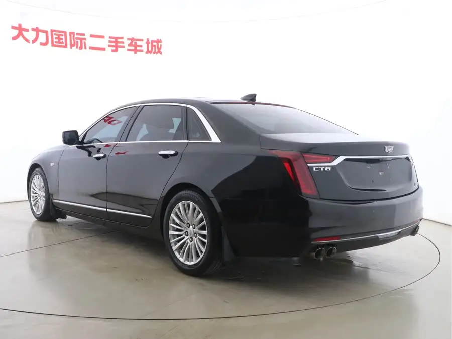 كاديلاك CT6 2021 28T النخبة