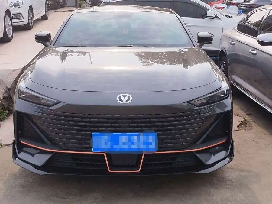Changan UNI-V 2023 1.5T Sport Edition