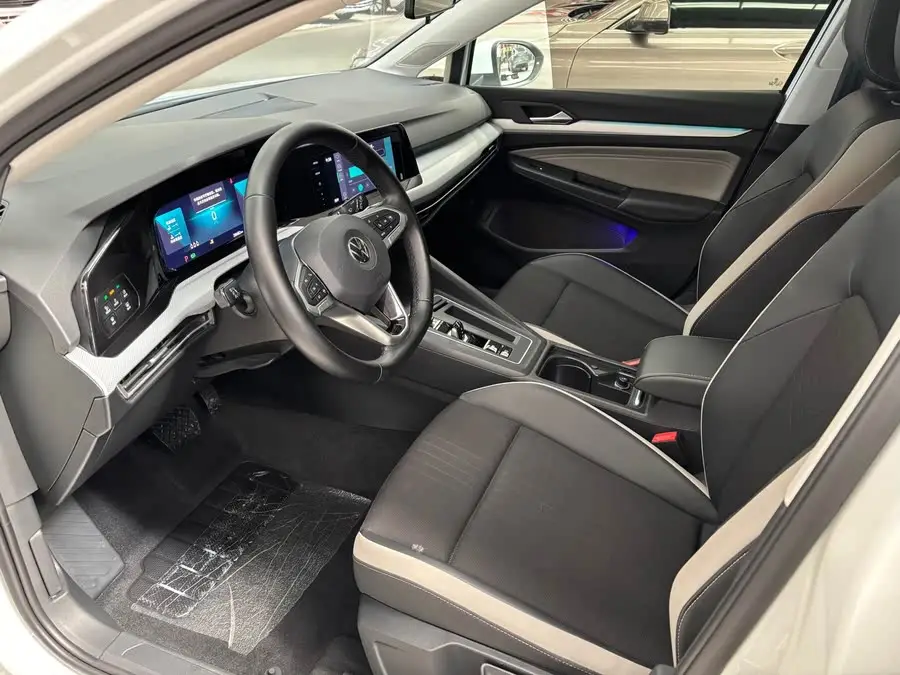 غولف 2021 280TSI DSG برو الإصدار الأول