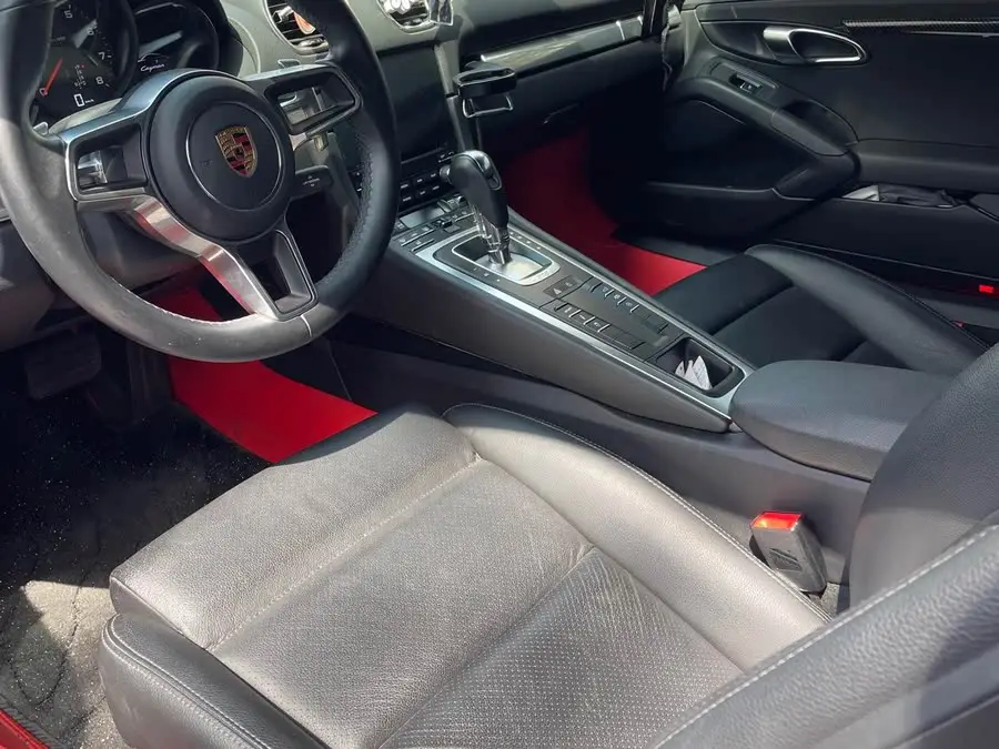 Porsche 718 2020 Cayman 2.0T