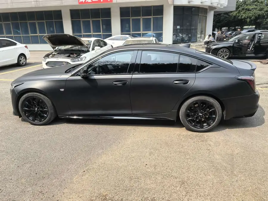 كاديلاك CT5 2021 28T الرياضية الرائدة