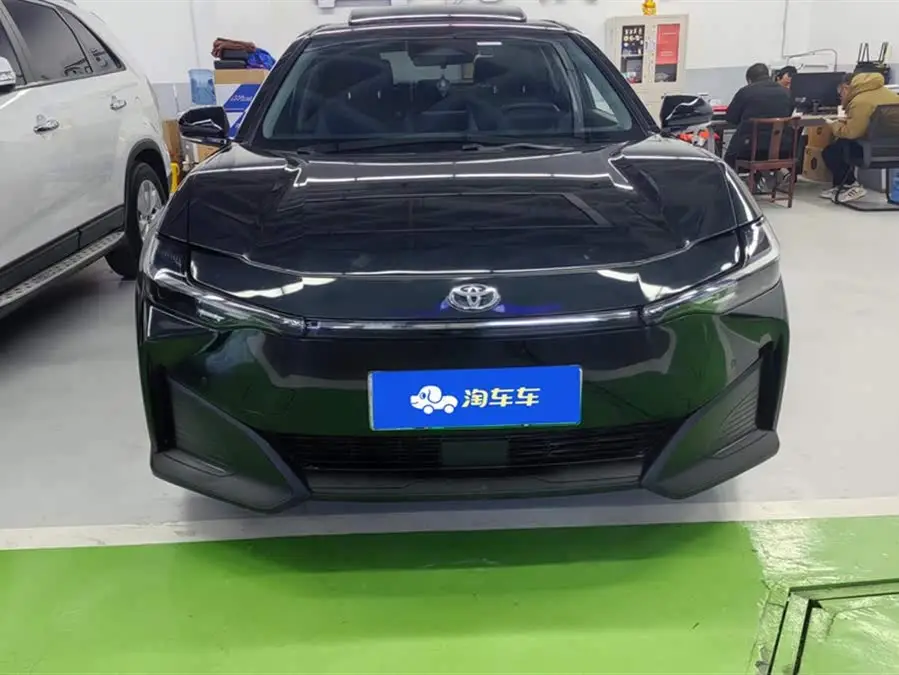 تويوتا bZ3 طراز 2023 517 كم النخبة برو