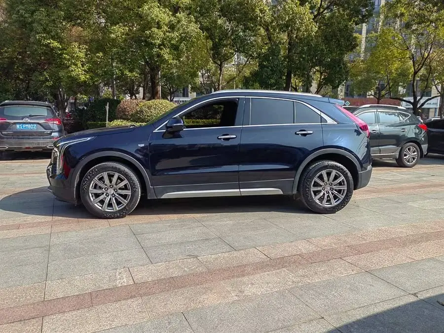 Cadillac XT4 2020 Model Facelift 28T FWD Premium