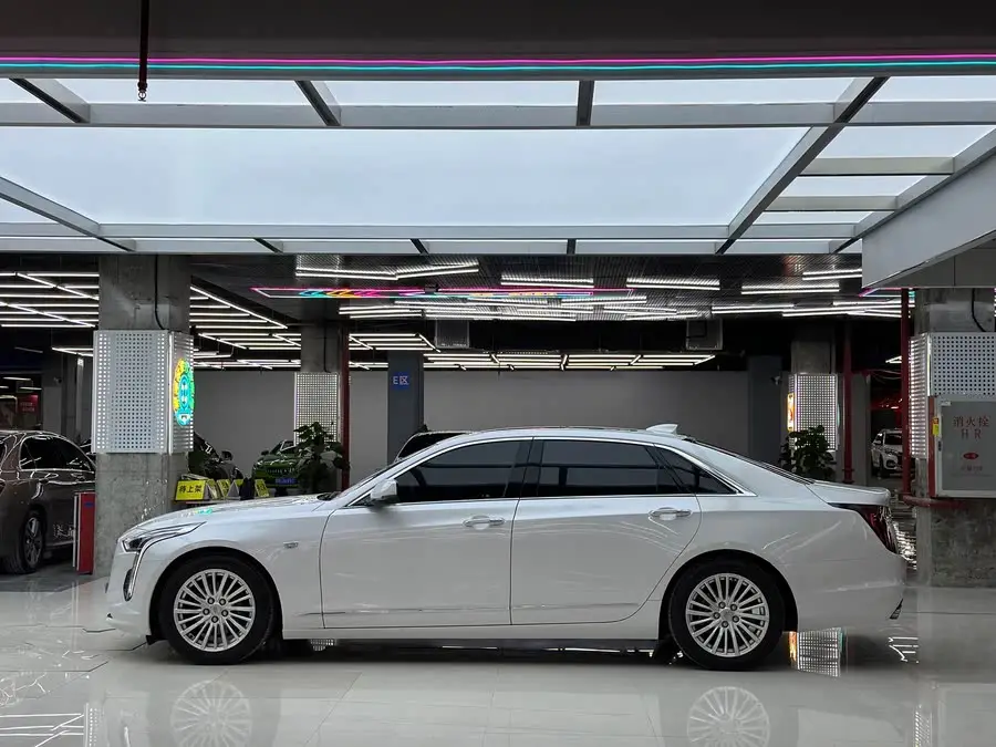Cadillac CT6 2021 28T Champion Limited Edition