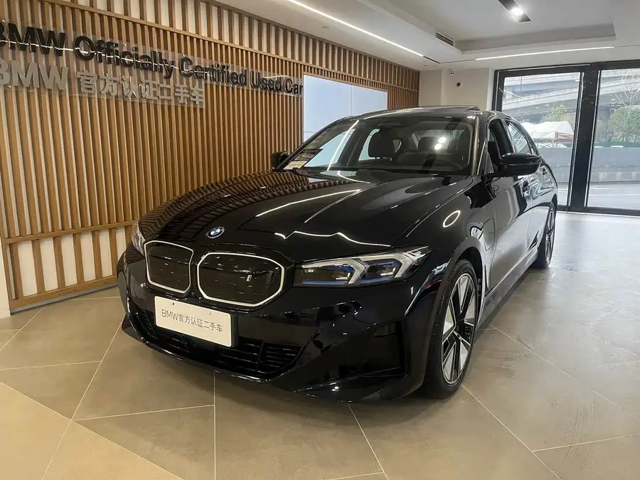 BMW i3 2023 eDrive 40 L Night Sport Package