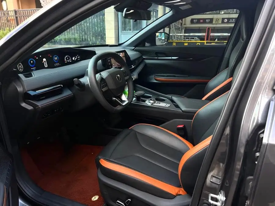 Changan UNI-V 2022 1.5T Premium