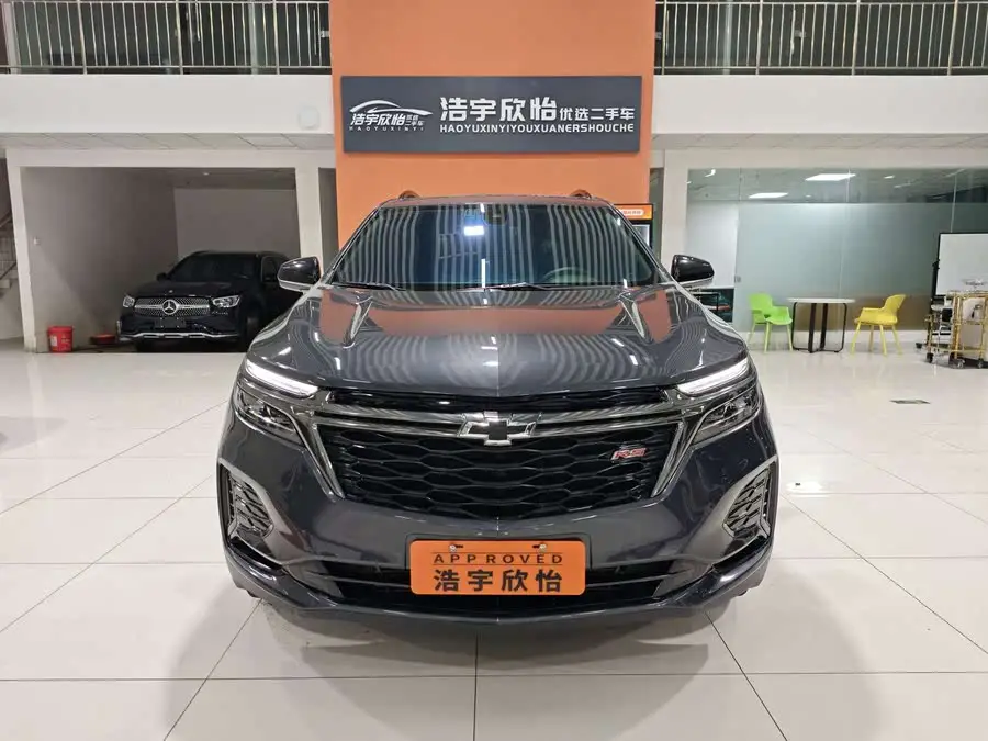 2022 شيفروليه تتبع 550T RS إصدار استكشاف ذكي