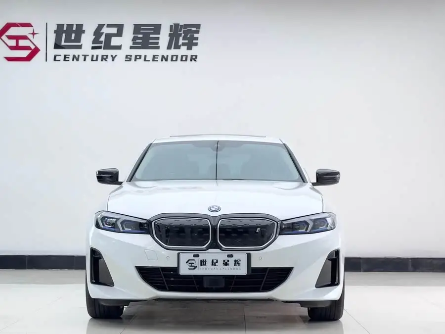 BMW i3 2023 eDrive 40 L Midnight Sport Package