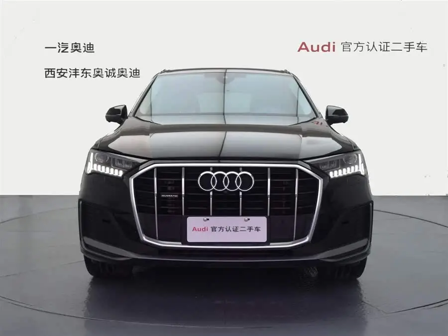 Audi Q7 2023 45 TFSI quattro S line Sport