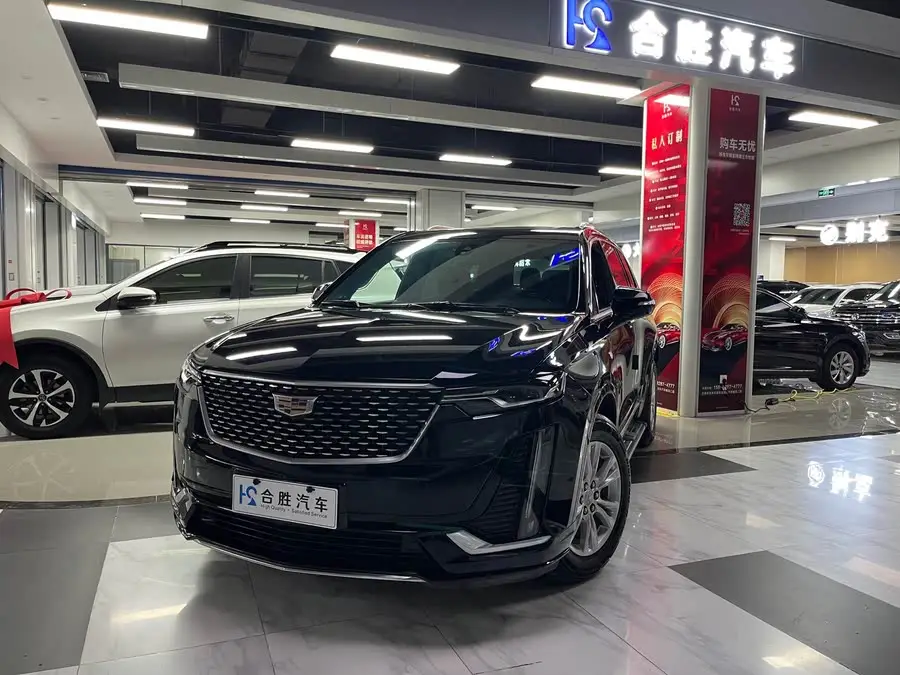 كاديلاك XT6 2022 2.0T طراز ستة مقاعد دفع رباعي فخم