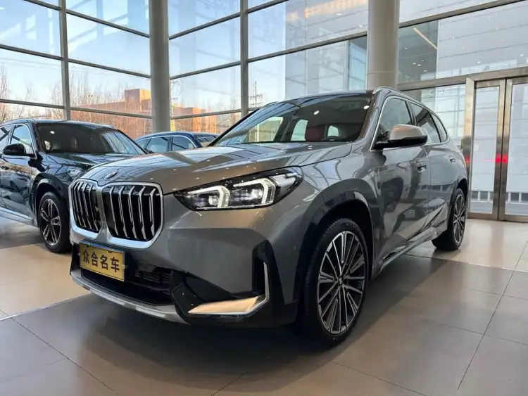 BMW X1 2023 xDrive25Li X Design Package