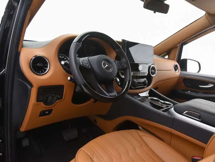 Vito 2023 2.0T Elite Edition 7-seater