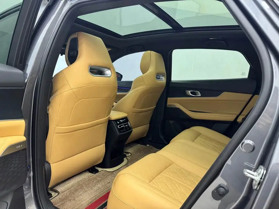 شانجان UNI-K 2021 2.0T الفاخرة