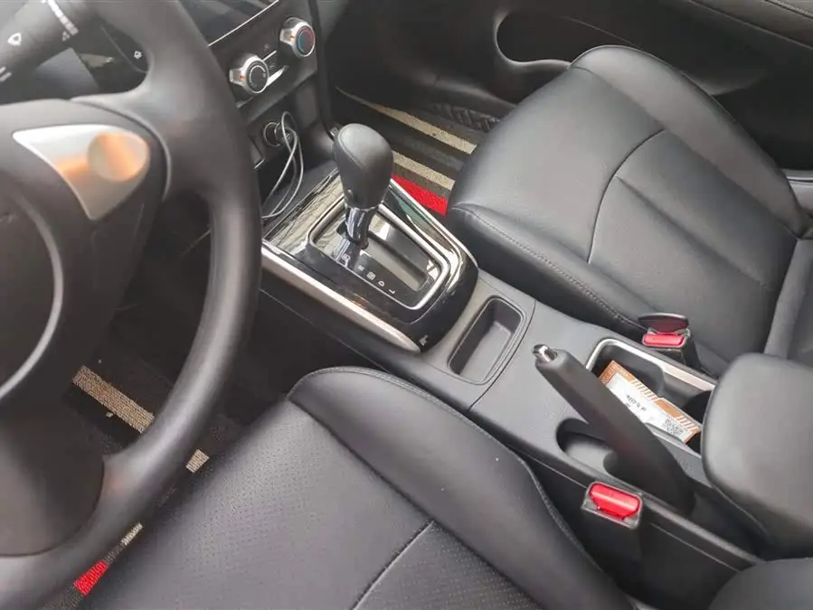 2022 نيسان سيلفي كلاسيك 1.6XL CVT الفاخرة