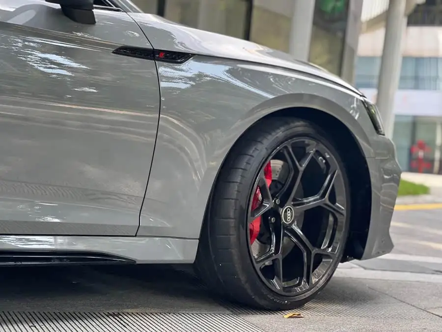 أودي RS 5 فئة 2024 RS 5 2.9T سبورت باك إصدار الوقود