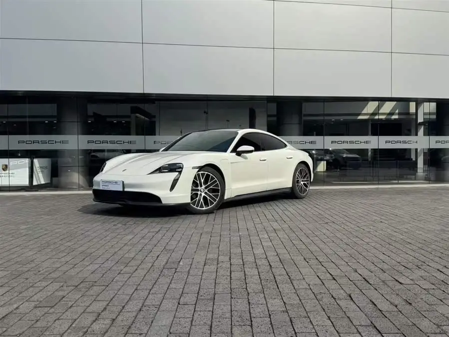 تايكان 2020 موديل