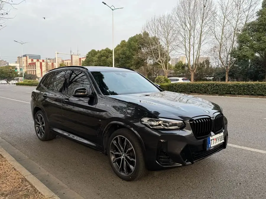BMW X3 2022 xDrive30i Leading Model M Night Package