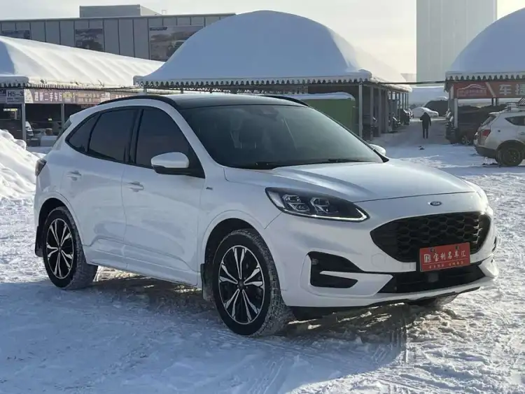 2020 Ford Escape EcoBoost 245 AWD ST-LINE