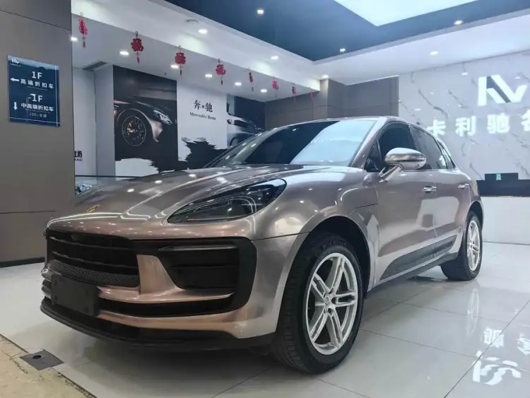2023 Macan 2.0T