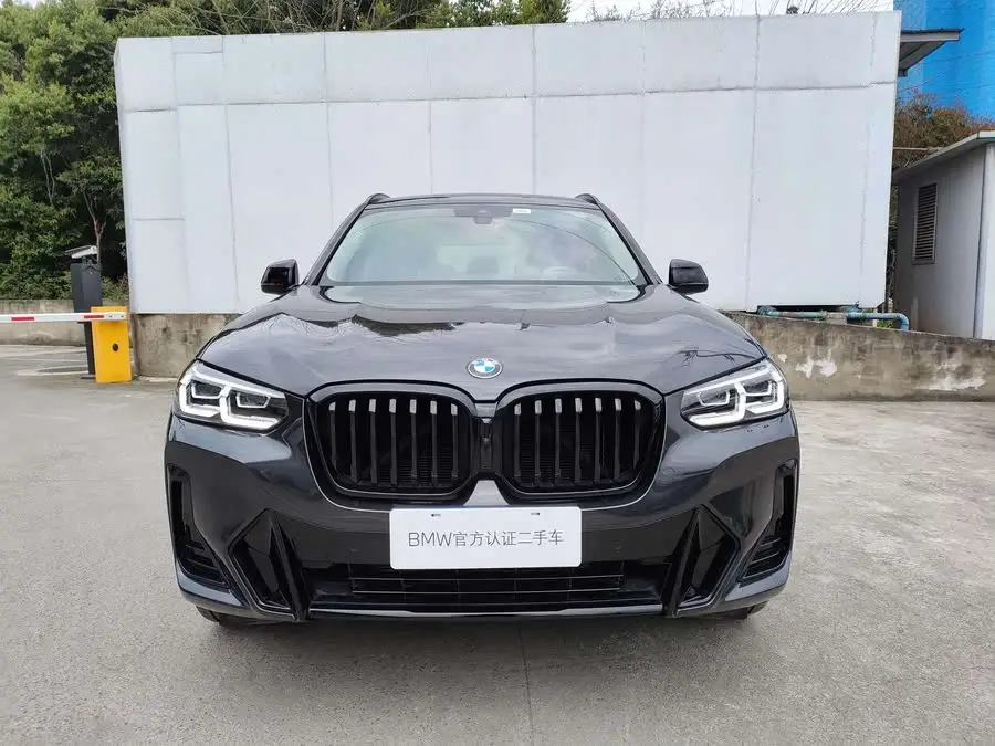 BMW X3 2023 xDrive30i Leading M Night Package