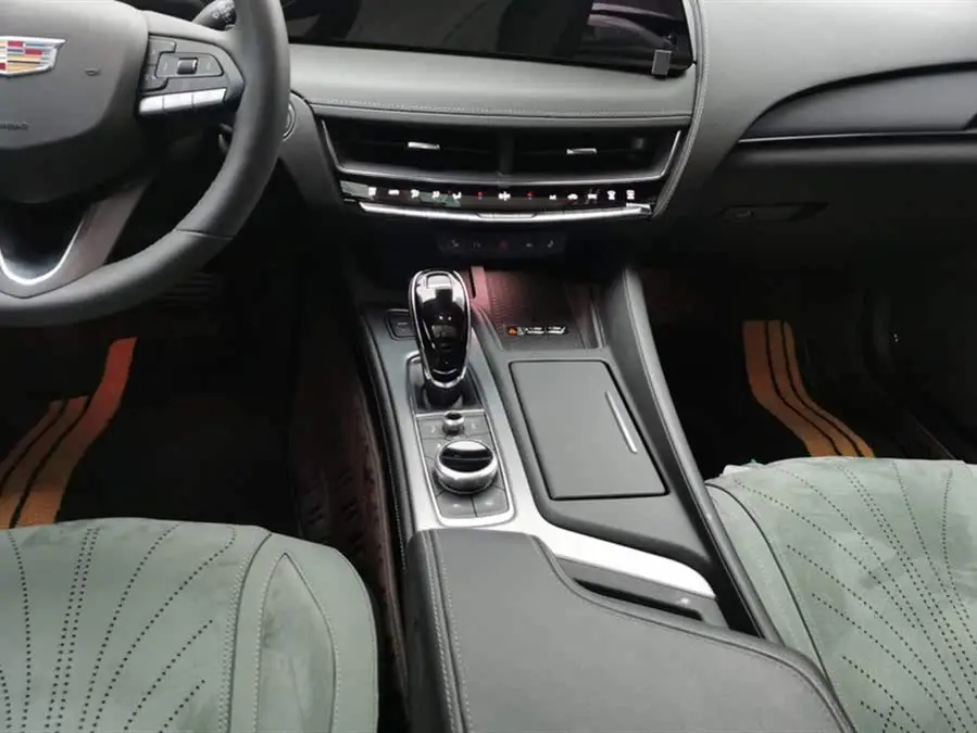 Cadillac CT5 2024 28T Luxury Pro