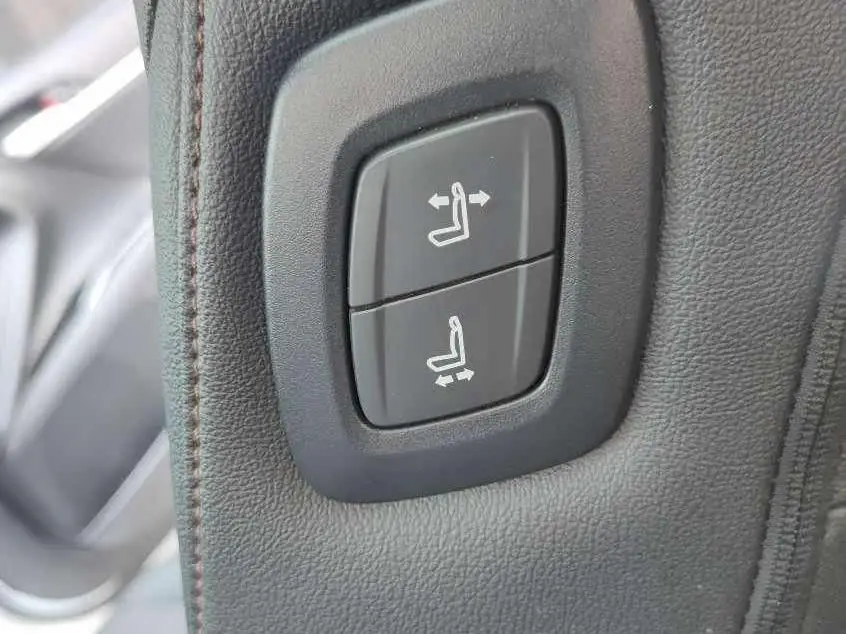 Camry 2021 2.5G Luxury Edition