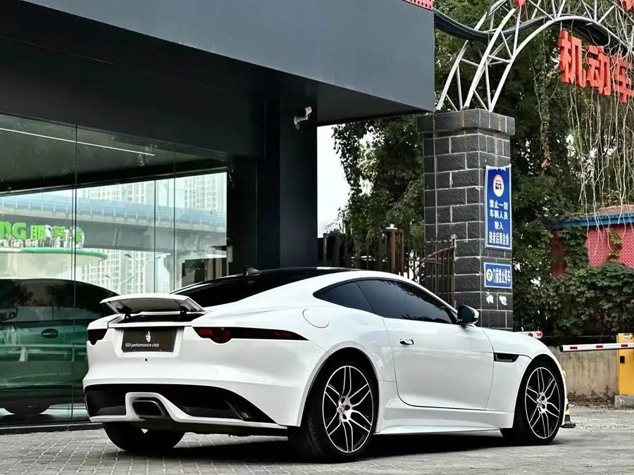 Jaguar F-TYPE 2020 2.0T Checkered Flag Edition