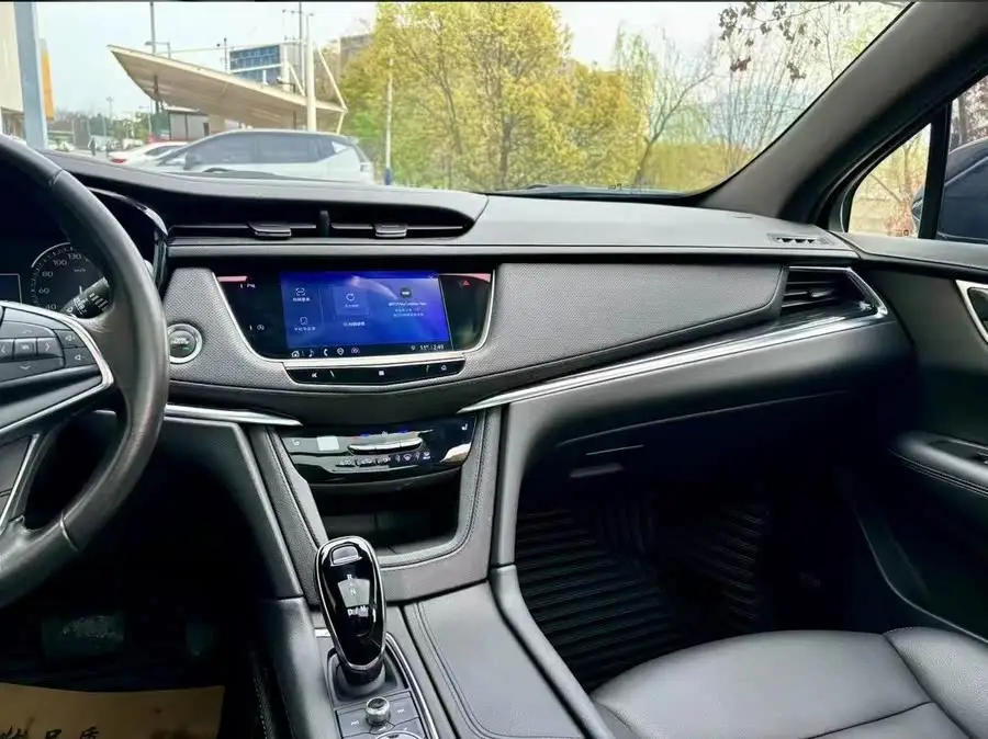 Cadillac XT5 2021 2.0T Luxury FWD