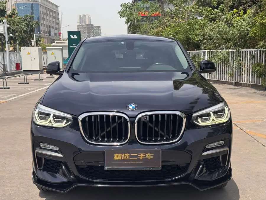 بي إم دبليو X4 2021 xDrive 25i حزمة الرياضة M