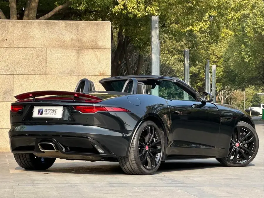 Jaguar F-TYPE 2023 P300 Convertible R-DYNAMIC BLACK