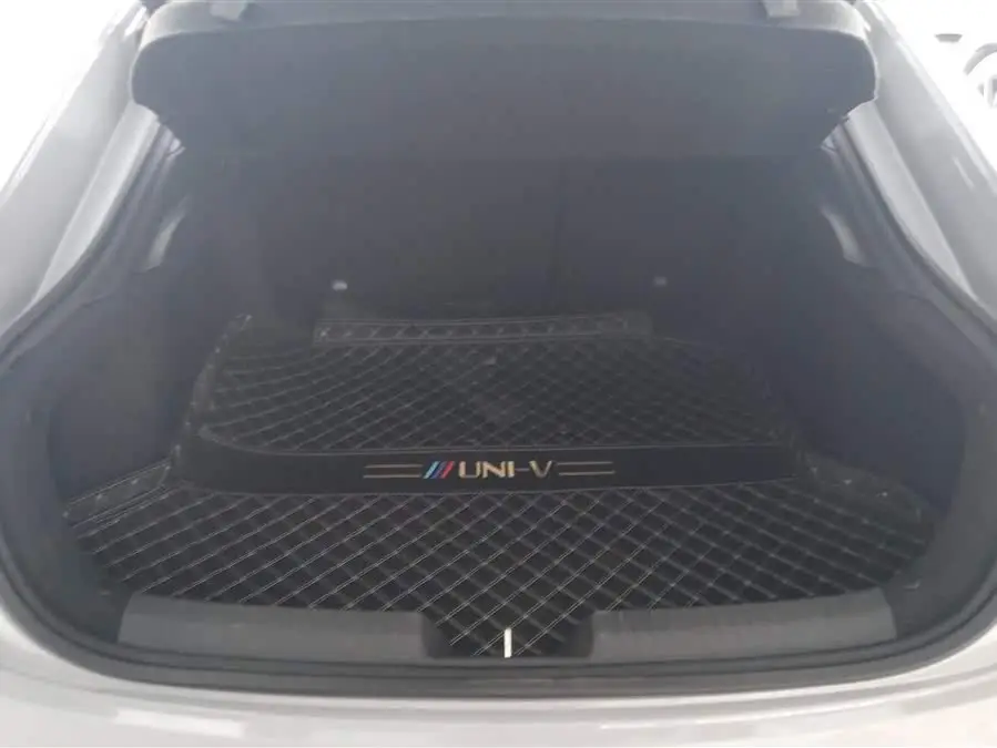 Changan UNI-V 2022 1.5T Premium