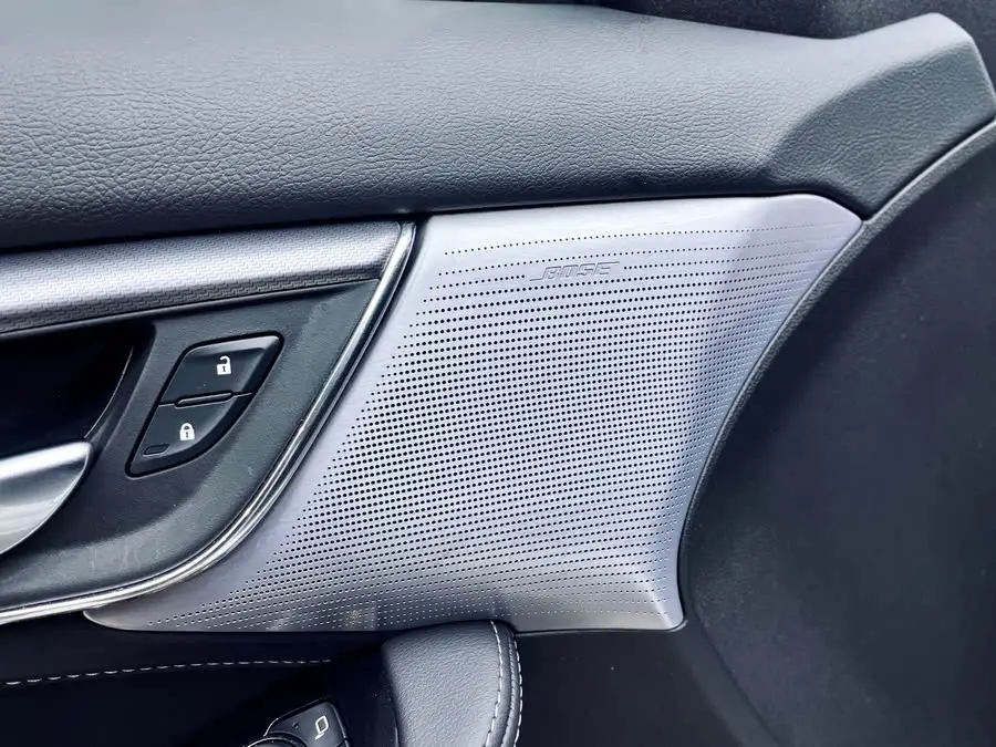 Cadillac CT5 2023 28T Luxury (Standard Version)