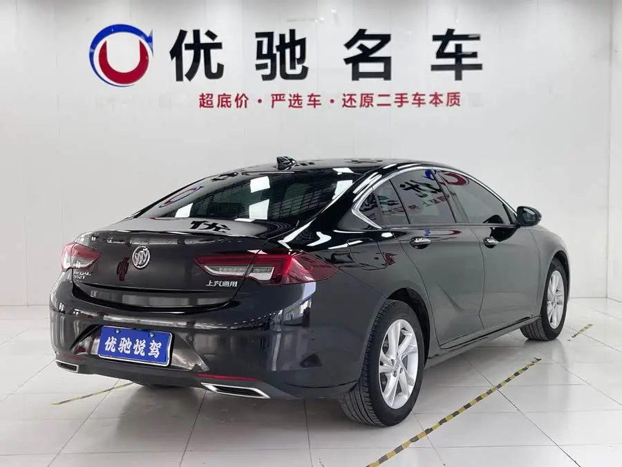 بيوك ريجال 2023 552T إصدار ذكي