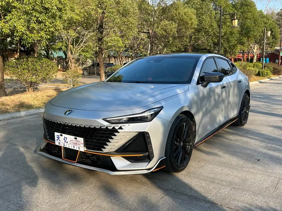 Changan UNI-V 2023 1.5T Sport Edition
