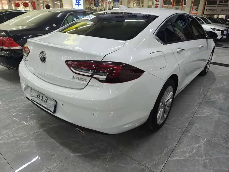 بيوك ريجال 2022 552T الذكية