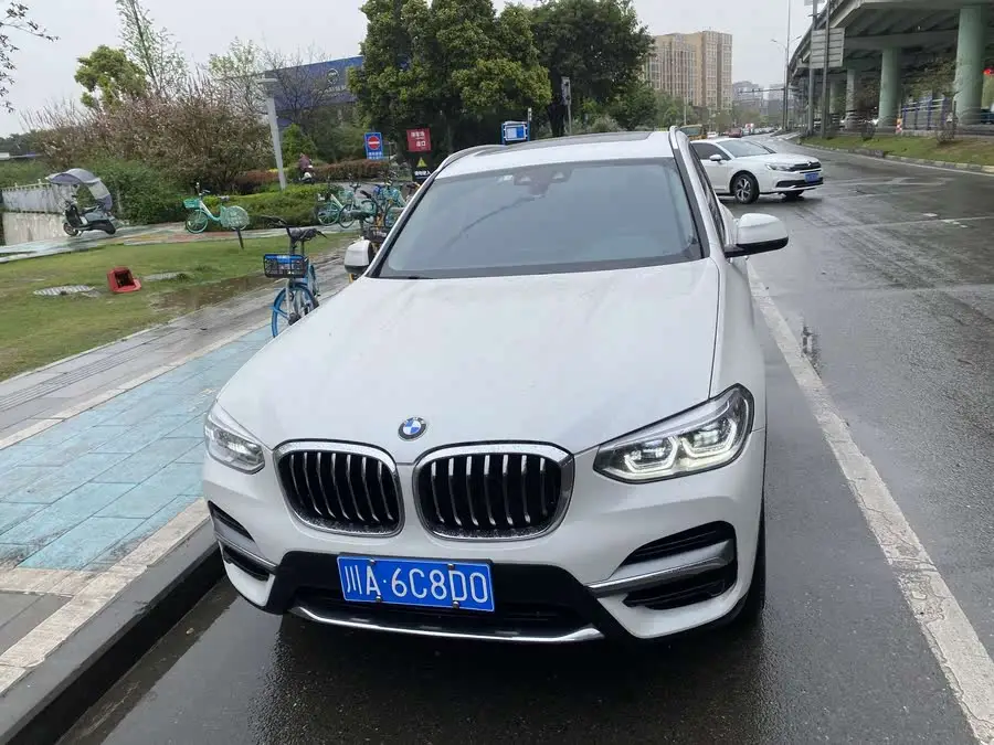 BMW X3 2021 xDrive28i Luxury Package