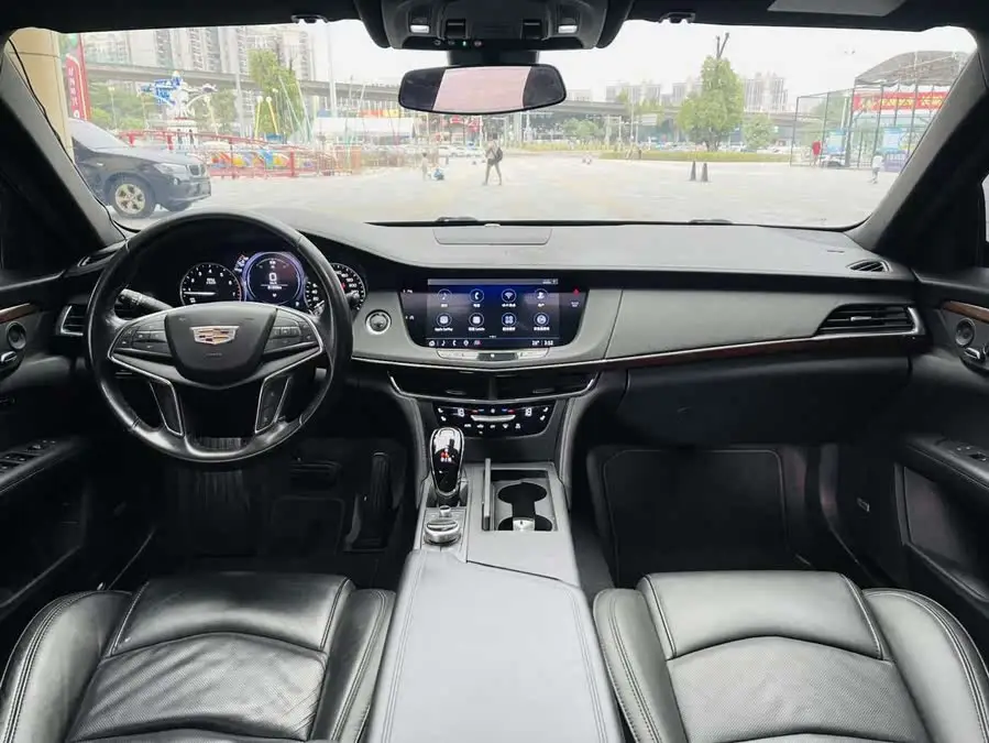 كاديلاك CT6 2021 28T النخبة