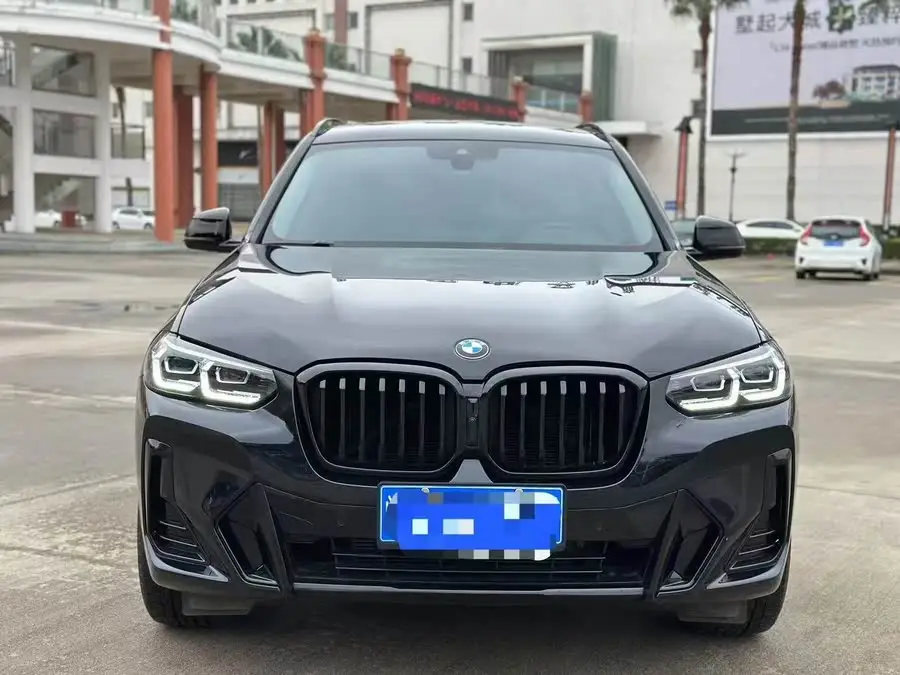 BMW X3 2023 xDrive30i Leading M Night Package