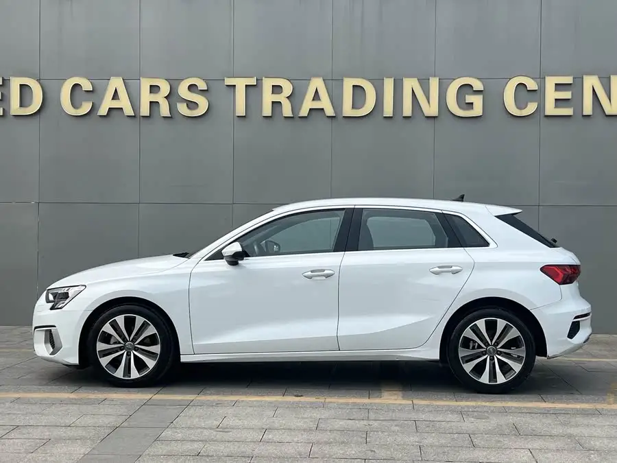 أودي A3 2021 طراز سبورت باك 35 TFSI الطراز المتقدم