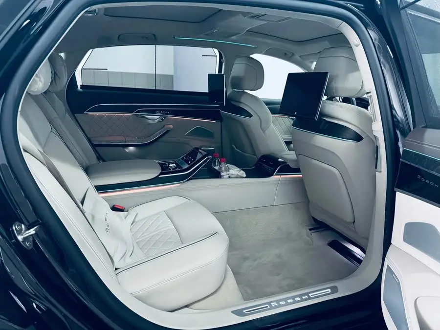 Audi A8 2022 A8L Horch Founder Edition Legend