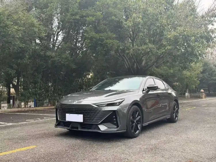 Changan UNI-V 2023 1.5T Premium