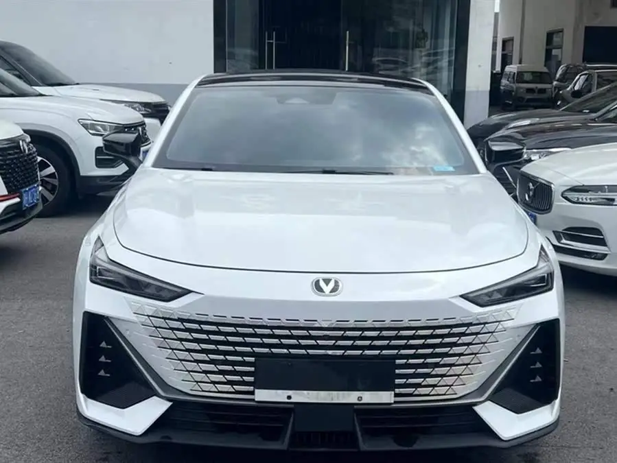 Changan UNI-V 2022 1.5T Intelligent Pilot